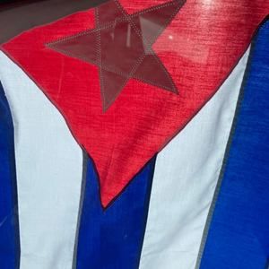 Meet your Posher, Beatriz